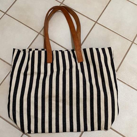 Pottery Barn Kids Mason Black Stripe slouchy diaper tote Tan Leather straps - Picture 12 of 15